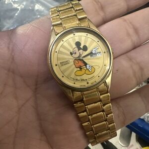 Works VTG Seiko Mickey Mouse Quartz Watch Sunburst Dial 5H23-8A09 35mm Fit 7.5